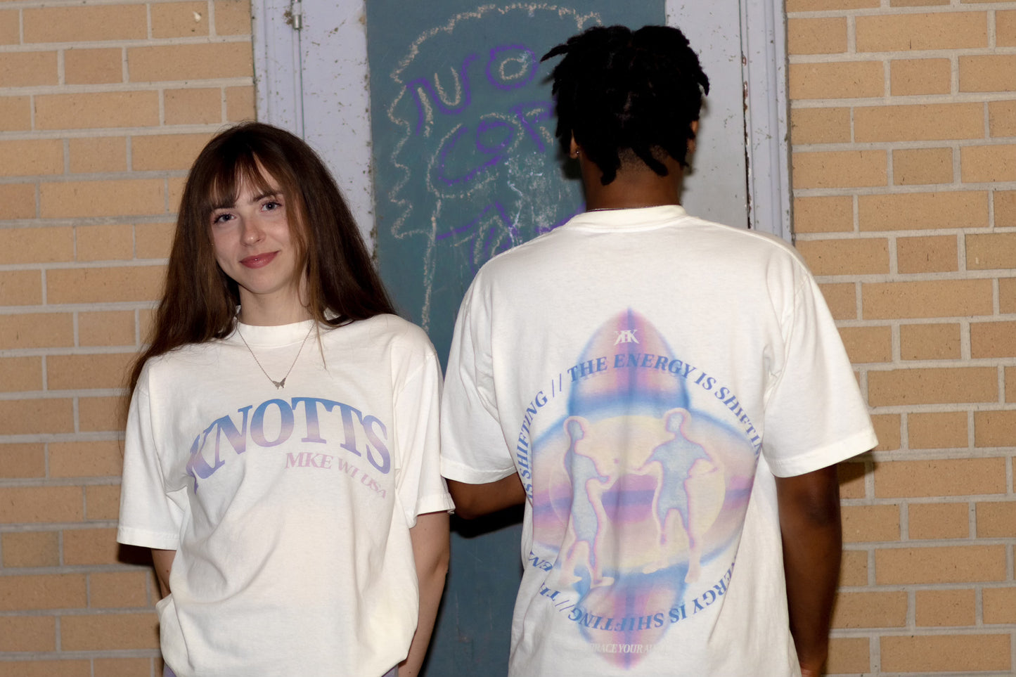 AURA TEE / VINTAGE WASH